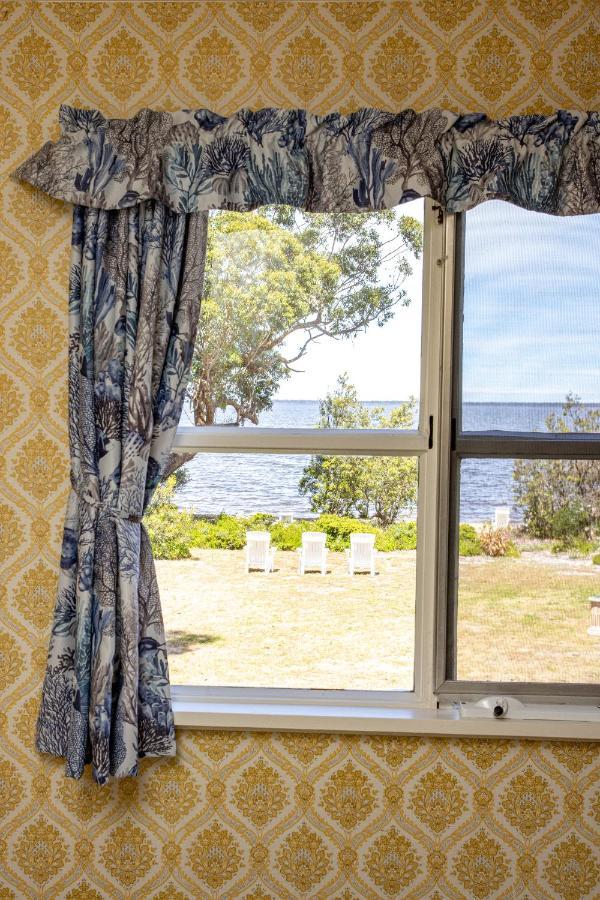Swan Cove Beachfront Raymond Island 외부 사진